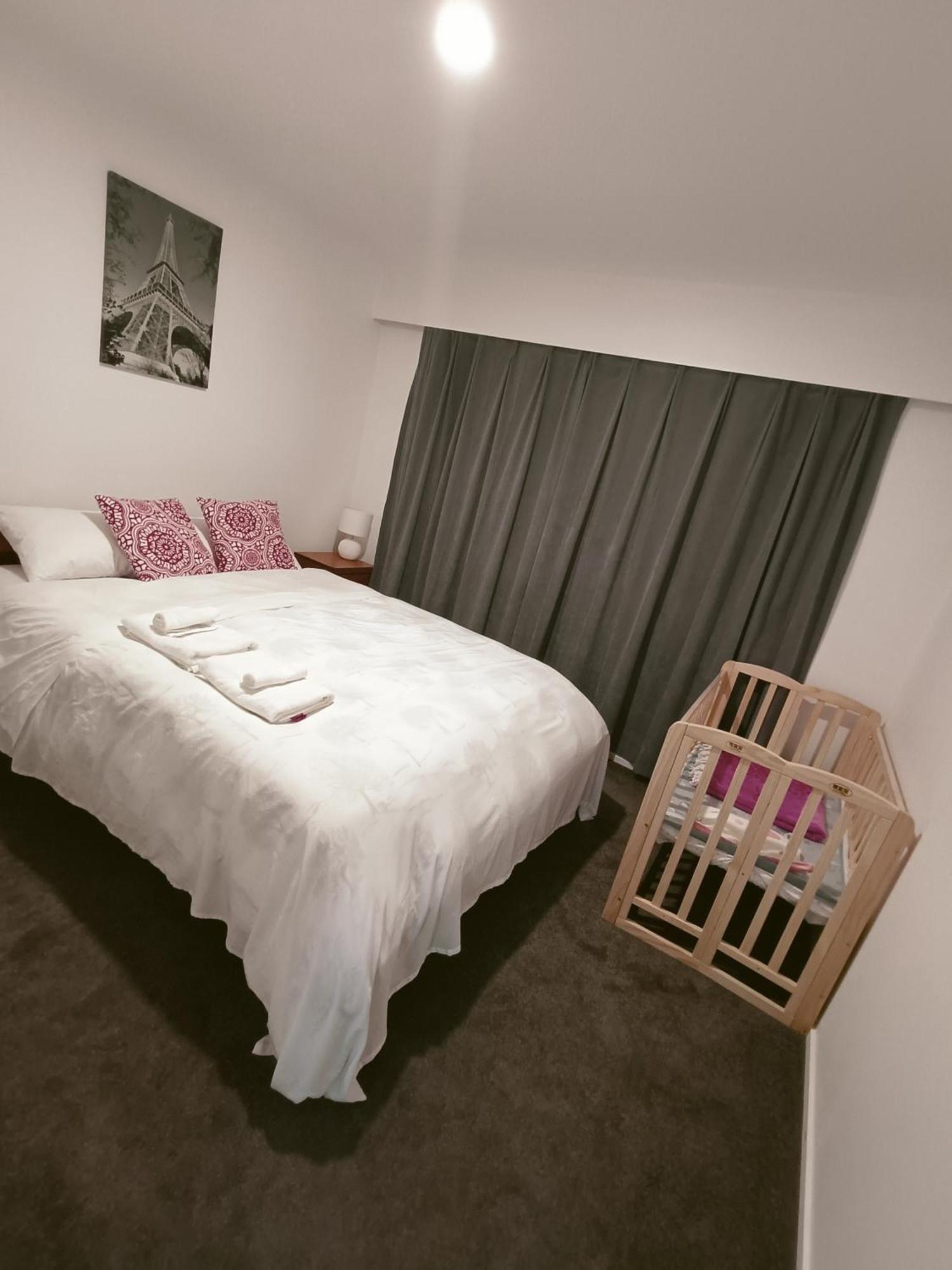 Ali Motel Auckland Room photo